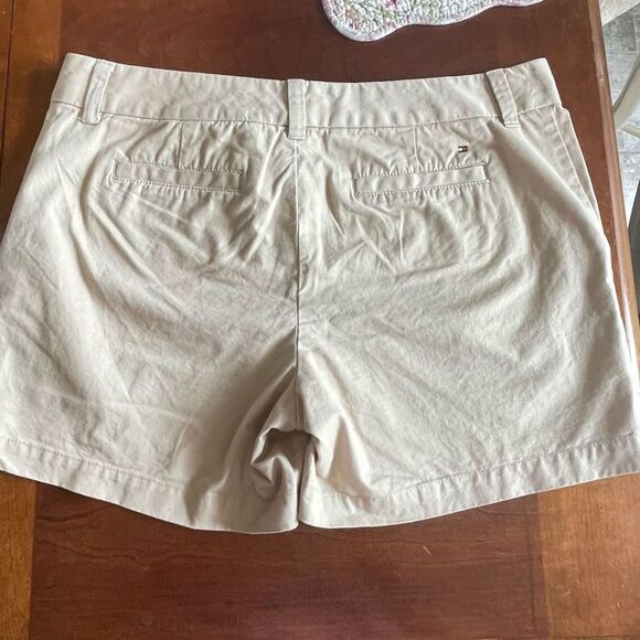 Tommy Hilfiger Women’s Bermuda Shorts Size 10 - Picture 4 of 7